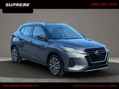 Used 2021 Nissan Kicks SV