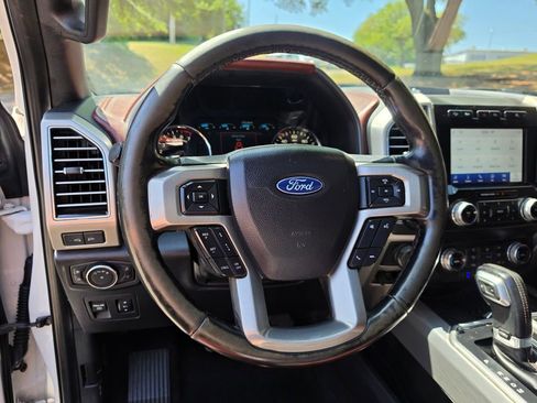Used 2019 Ford F150 Platinum w/ Equipment Group 701A Luxury AWD/4WD image 20