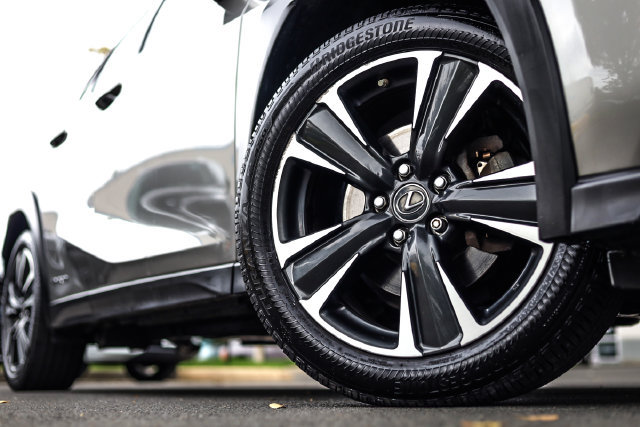 Used 2020 Lexus UX 250h w/ Premium Package AWD/4WD image 16