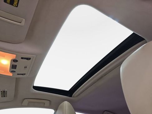 Used 2013 Lexus ES 350 w/ Luxury Pkg FWD image 30