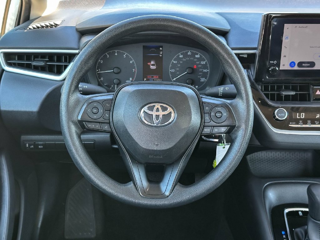 Used 2025 Toyota Corolla LE FWD image 25
