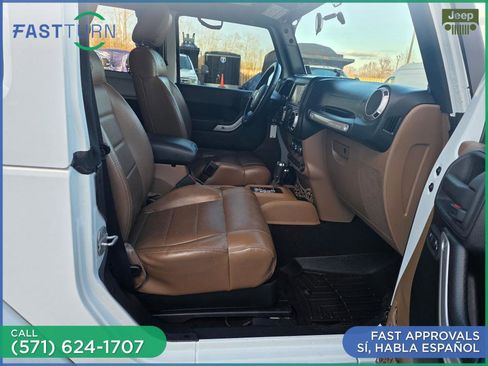 Used 2012 Jeep Wrangler Rubicon w/ PWR Convenience Group image 22