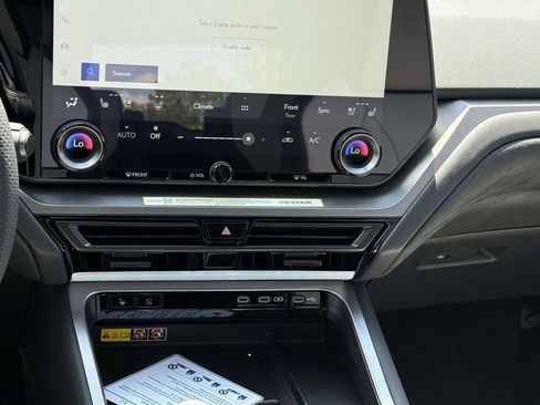 New 2026 Lexus TX 500h AWD image 13