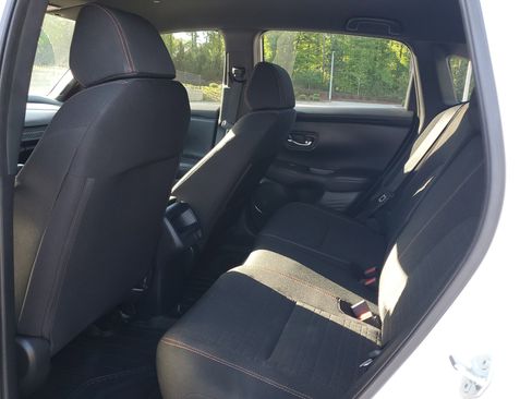 Used 2023 Honda HR-V Sport image 11