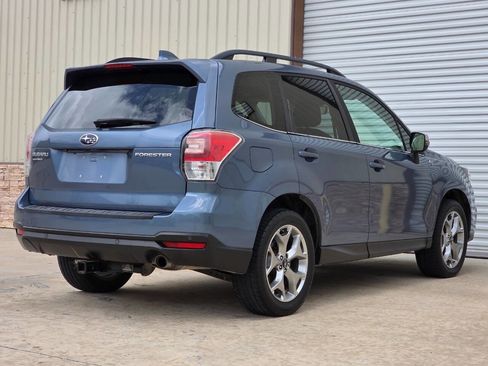 Used 2018 Subaru Forester 2.5i Touring w/ Popular Package #3B image 5
