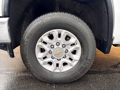 Used 2022 Chevrolet Silverado 2500 LT w/ Fleet Comfort Package image 22