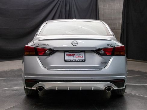 Used 2025 Nissan Altima 2.5 S image 11