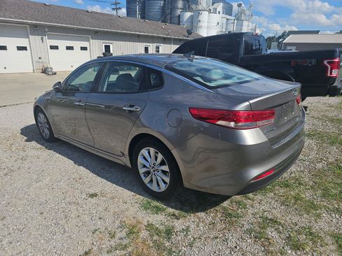 Used 2016 Kia Optima EX FWD image 3