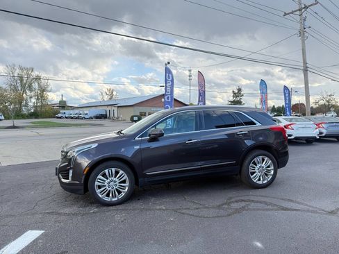 Used 2017 Cadillac XT5 Premium Luxury FWD image 4