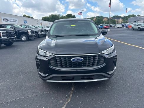 Used 2023 Ford Escape Active w/ Tech Pack #2 AWD/4WD image 2
