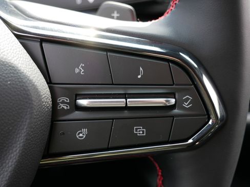 New 2026 Chevrolet Equinox RS w/ Convenience Package III AWD/4WD image 24