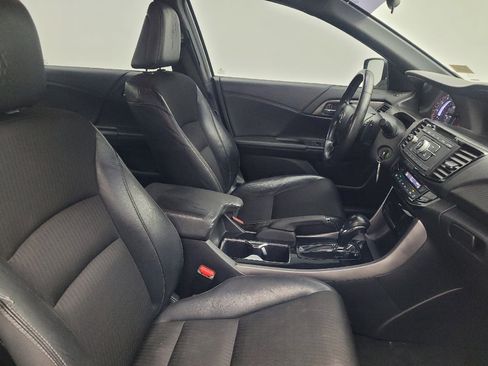 Used 2016 Honda Accord Sport image 21