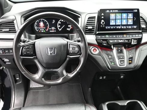 Used 2025 Honda Odyssey Sport-L image 10