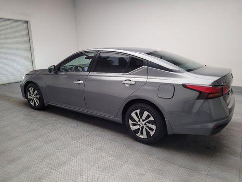 Used 2023 Nissan Altima 2.5 S FWD image 3