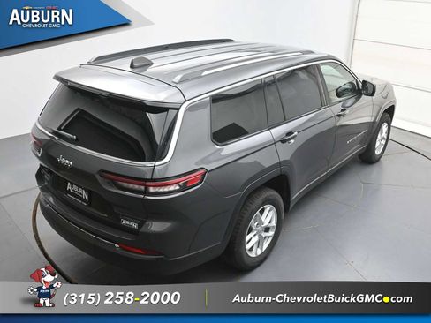 Used 2023 Jeep Grand Cherokee L Laredo AWD/4WD image 33