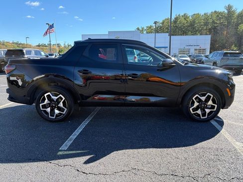 Used 2023 Hyundai Santa Cruz Limited image 3