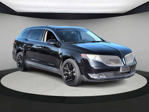 Used 2014 Lincoln MKT AWD w/ Equipment Group 201A image 2
