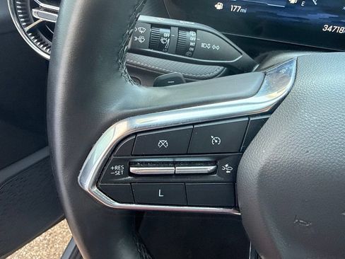 Used 2025 Chevrolet Equinox LT FWD image 14