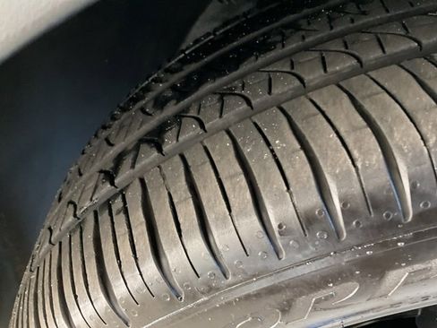 Used 2024 Kia Telluride SX image 32