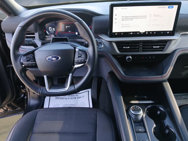 Certified 2025 Ford Explorer ST-Line AWD/4WD image 10