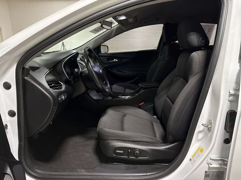 Used 2021 Chevrolet Malibu RS FWD image 19