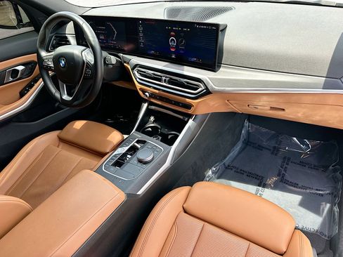 Used 2024 BMW 330i Sedan w/ Convenience Package RWD image 27
