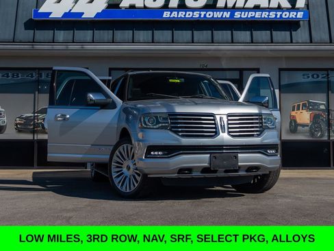 Used 2017 Lincoln Navigator Select image 13