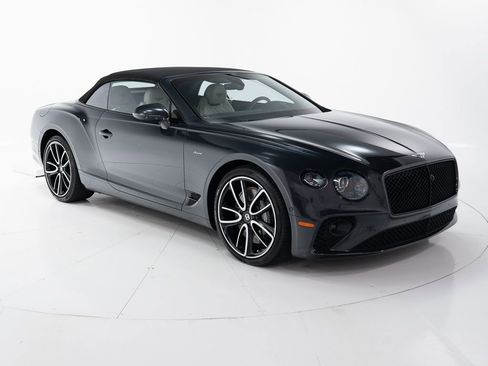 Used 2023 Bentley Continental GT Azure image 16