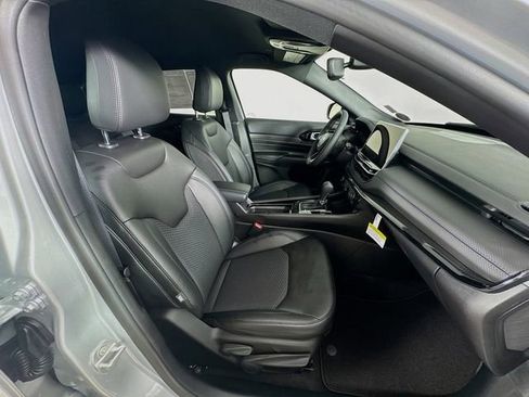 New 2026 Jeep Compass Latitude AWD/4WD image 27