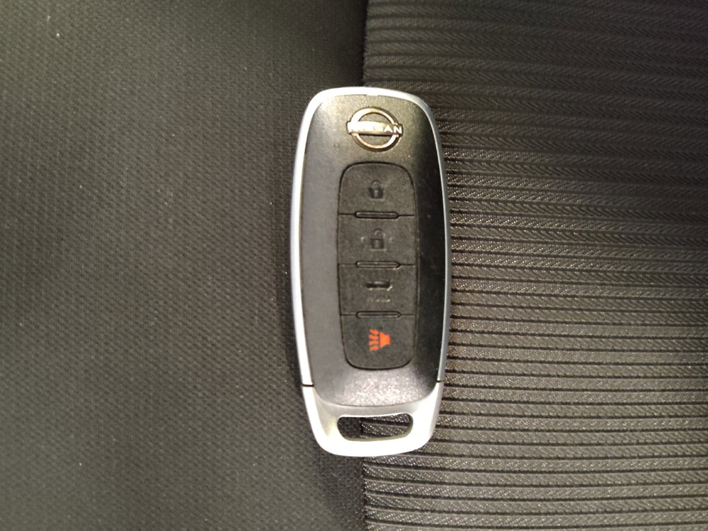 Used 2025 Nissan Sentra SV FWD image 32