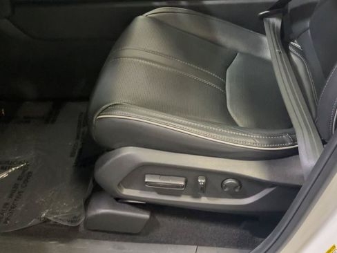 Certified 2025 Honda Pilot Elite image 27