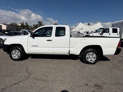 Used 2013 Toyota Tacoma 2WD Access Cab image 10