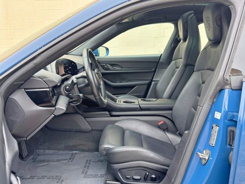 Used 2021 Porsche Taycan RWD image 17