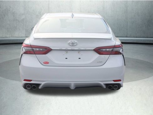 Used 2024 Toyota Camry XSE FWD image 12