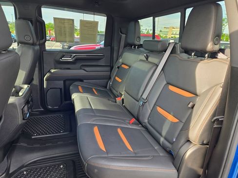 Used 2024 GMC Sierra 1500 AT4 w/ Technology Package AWD/4WD image 31