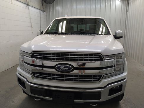 Used 2018 Ford F150 Lariat w/ Equipment Group 502A Luxury AWD/4WD image 15