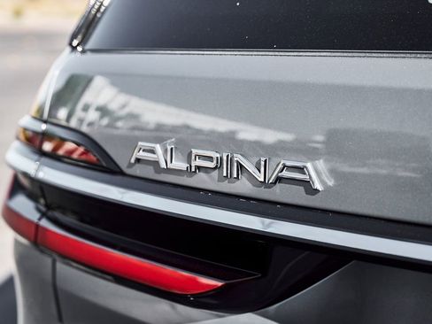 Used 2024 BMW ALPINA XB7 AWD/4WD image 12