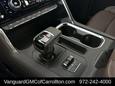 New 2026 GMC Sierra 1500 Denali w/ Denali Reserve Package AWD/4WD image 15