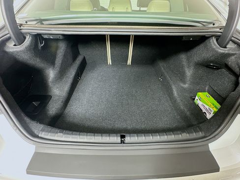 Used 2021 BMW 530i image 29