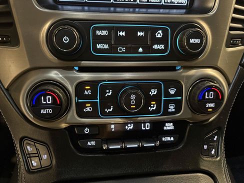 Used 2018 GMC Yukon Denali AWD/4WD image 21