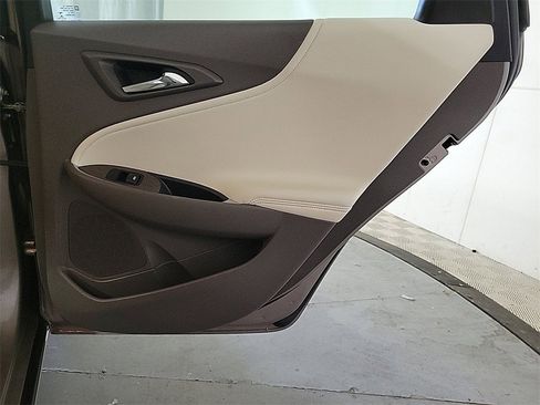 Used 2024 Chevrolet Malibu LT image 22