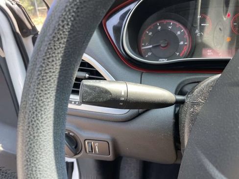 Used 2015 Dodge Dart SE w/ Convenience Group FWD image 24
