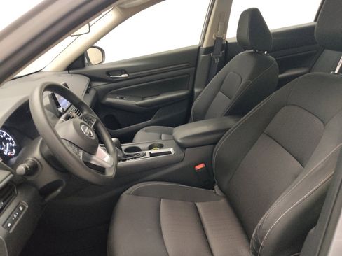 Used 2022 Nissan Altima 2.5 S FWD image 17