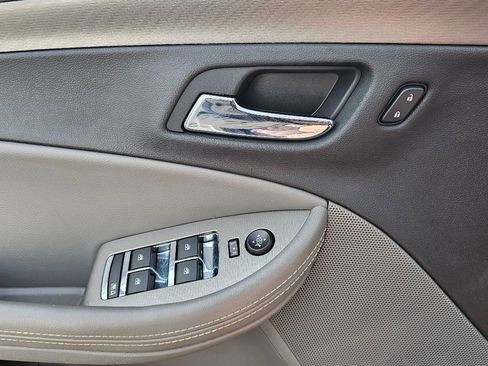 Used 2017 Chevrolet Impala LS image 21