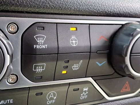 Used 2025 Jeep Wrangler Unlimited Sport AWD/4WD image 22