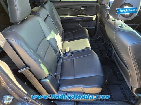 Certified 2018 Honda Pilot Touring image 20