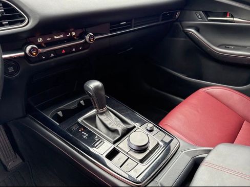 New 2025 MAZDA CX-30 AWD 2.5 S w/ Preferred Package image 18