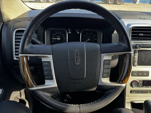Used 2010 Lincoln MKX AWD image 23