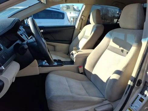 Used 2012 Toyota Camry LE image 25