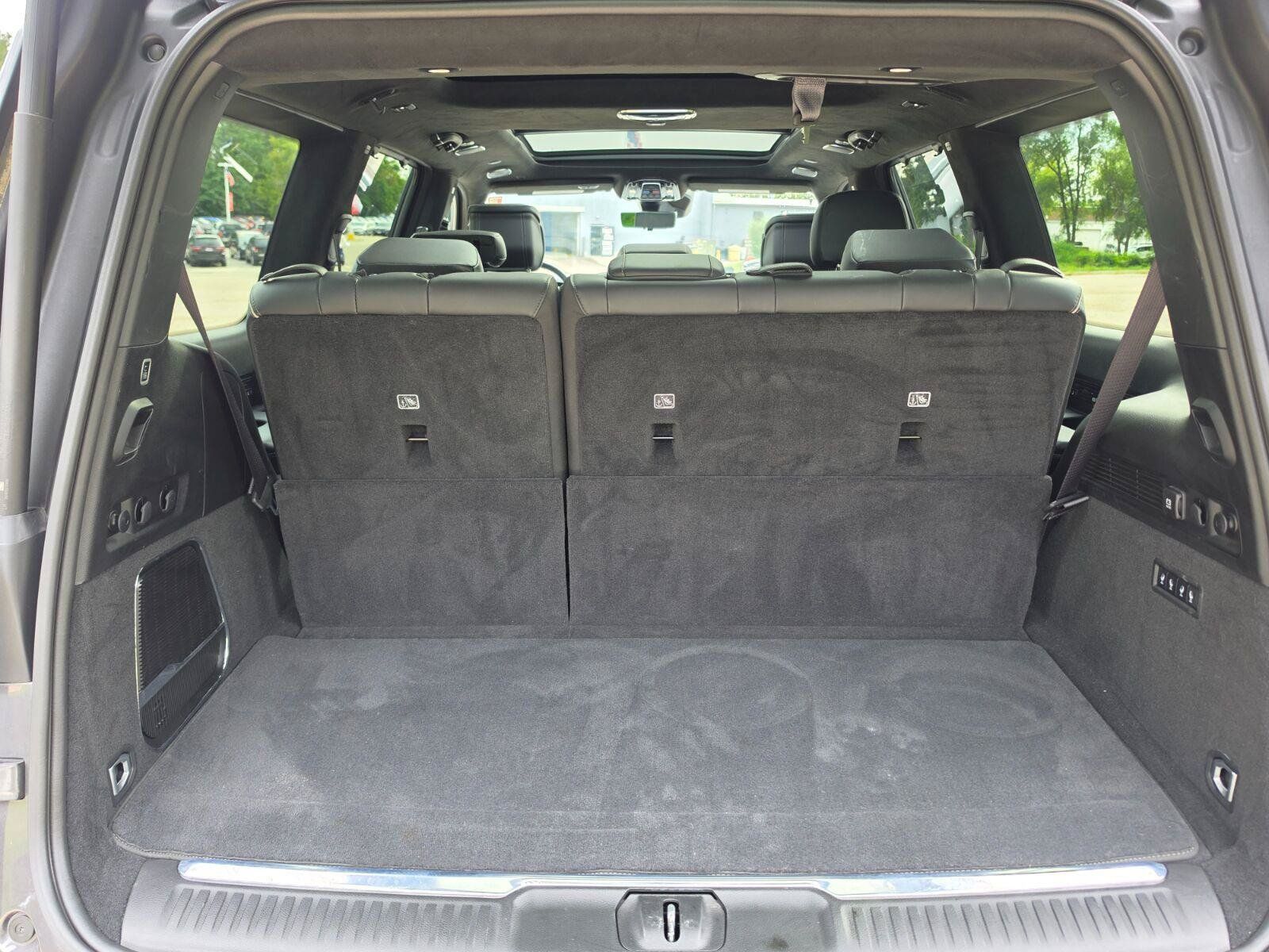 Used 2025 Jeep Grand Wagoneer Series II Obsidian w/ Quick Order Packagew 28T AWD/4WD image 23